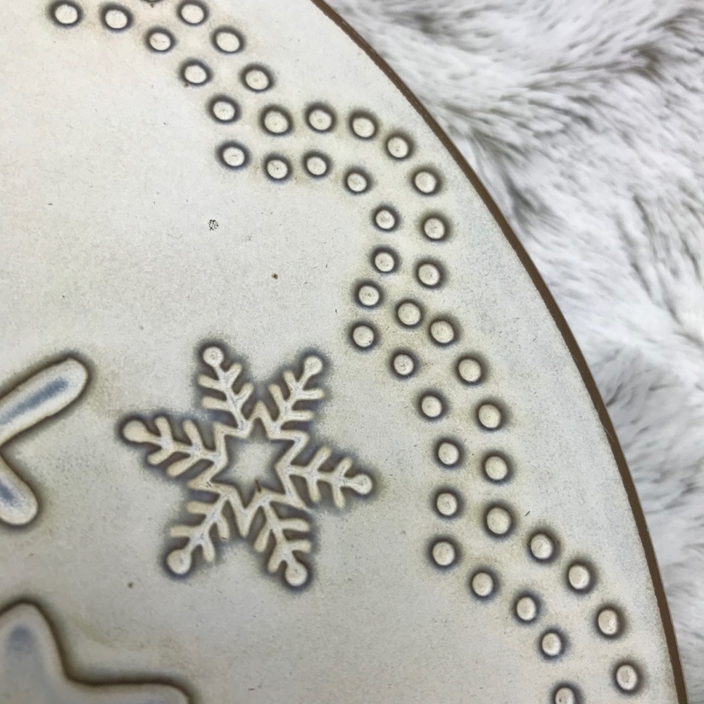 [Threshold] Rustic Farmhouse Snowflake Cake Stand - Picture 8 of 10